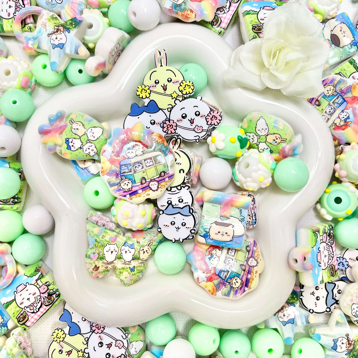 ♥【9.17新作限定の特別価格&10%OFF】♥ A1330 ふわふわ三人組の大冒険 ストラップ用浮き彫りアクリルビーズミックス