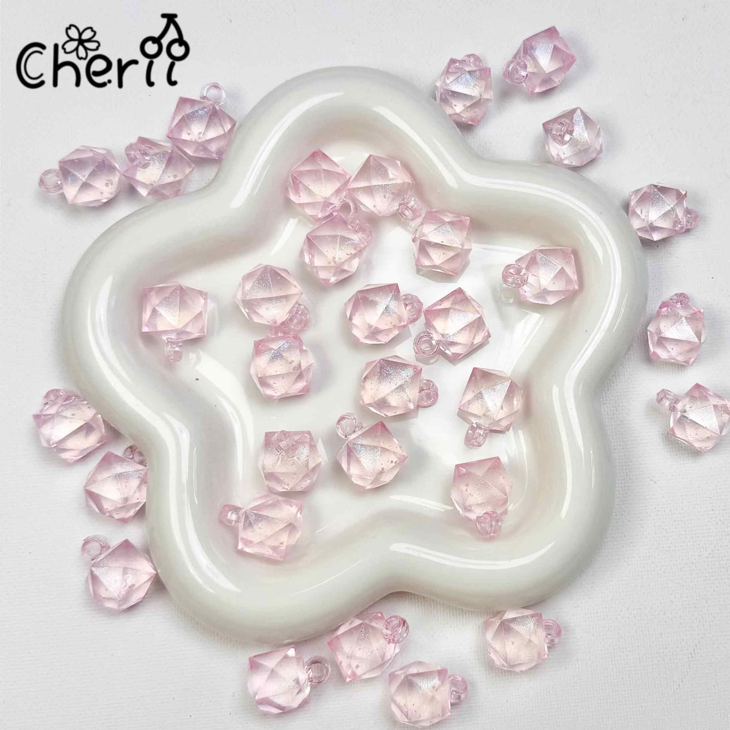 ♥【10.9再入荷】♥ A0166 多面体 夜光 カンツキ ビーズ