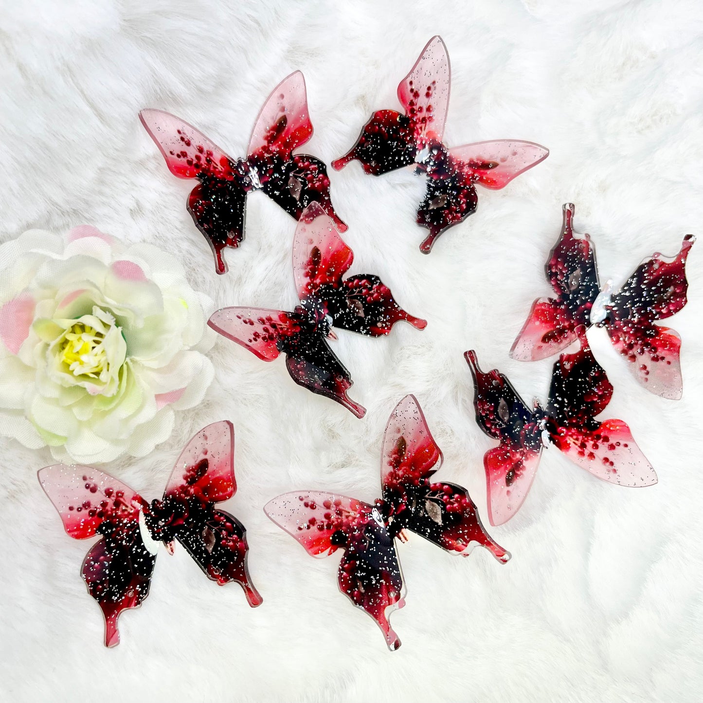 ♥【3.18新作】♥A1005 春風に舞いこむ透羽 アクリル蝶 DIYパーツ用 4色