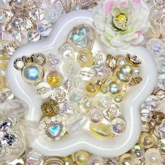 ♥【4.21新作】♥A1100 手のひらで溶けるひかり ストラップ用高級アクリルビーズミックス