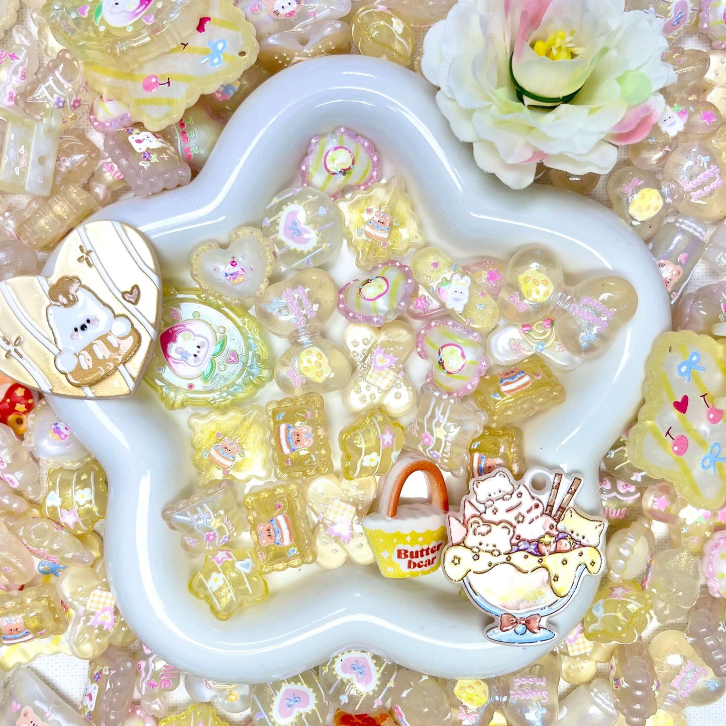 ♥【4.28新作】♥A1126 世界で始まるはじめての物語 夜光 ストラップ用アクリルビーズミックス