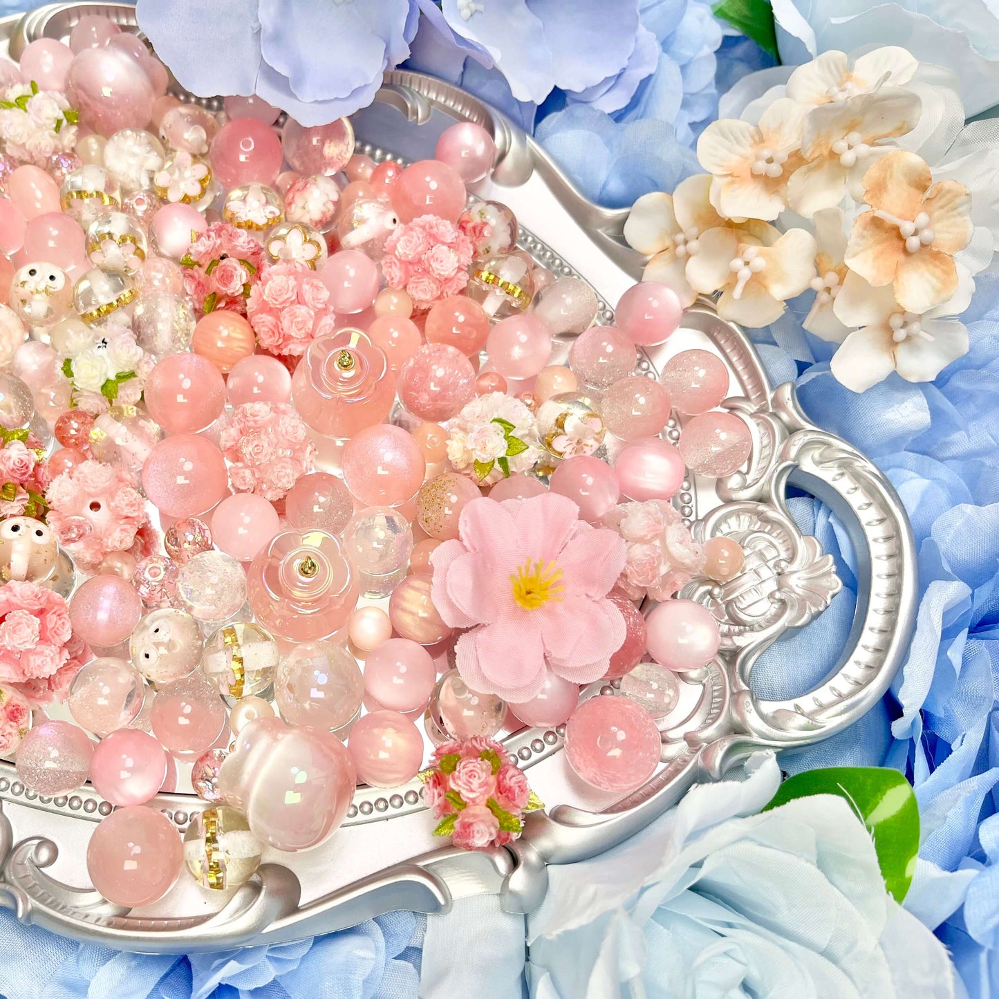 ♥【6.05新作】♥A1220 春を閉じ込めたローズドーム 夜光 ストラップ用 レジン樹脂ビーズミックス