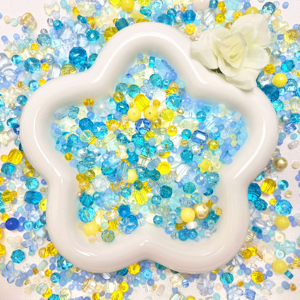 ♥【8.31新作】♥A1324 ブルーハワイにレモンを添えて 高品質ガラスチビビーズミックス