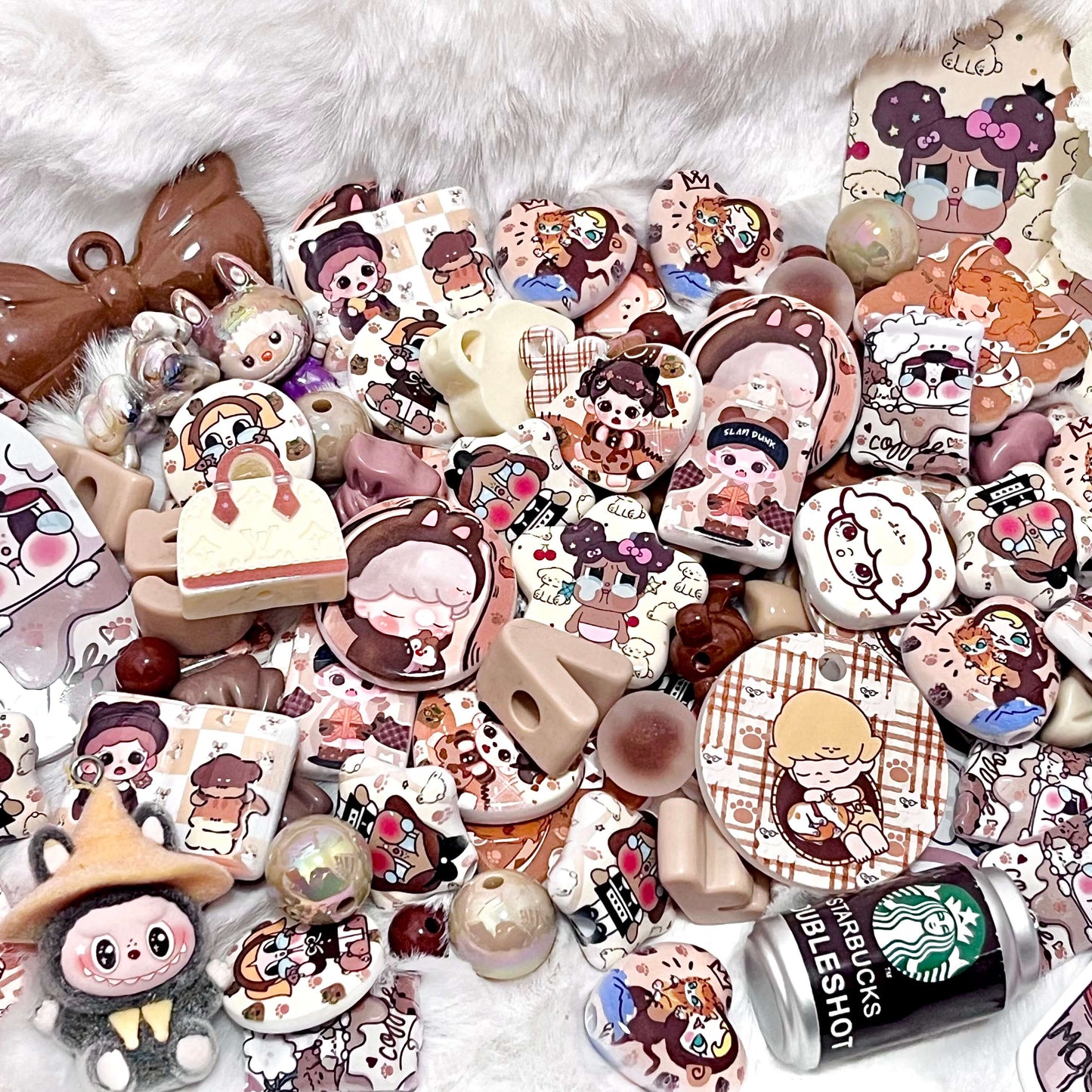 ♥【10.7新作】♥T019福袋  ハッピーカーニバル アクリルビーズ
