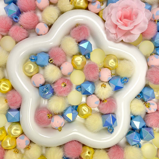 ♥【12.31新作】♥A0787 ひかり菓子の花園 夜光 リース用ビーズミックス6種類